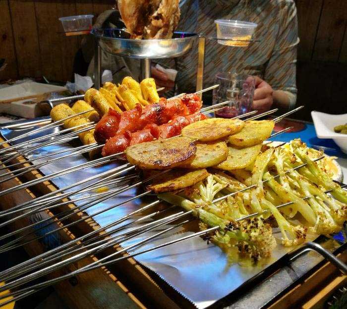 凤泉音乐烧烤吧